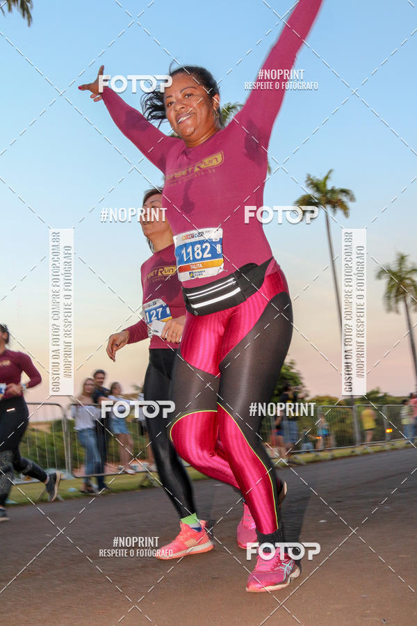 Buy your photos of the eventSunset Run 2019 on Fotop