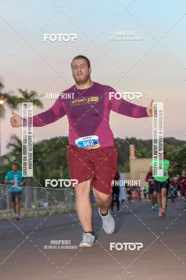 Buy your photos of the eventSunset Run 2019 on Fotop
