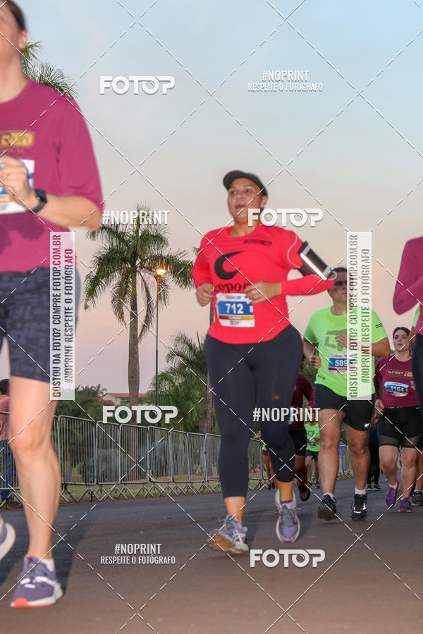 Buy your photos of the eventSunset Run 2019 on Fotop