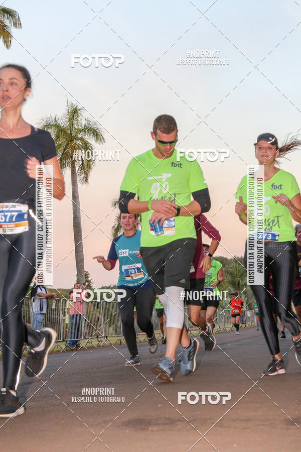 Buy your photos of the eventSunset Run 2019 on Fotop