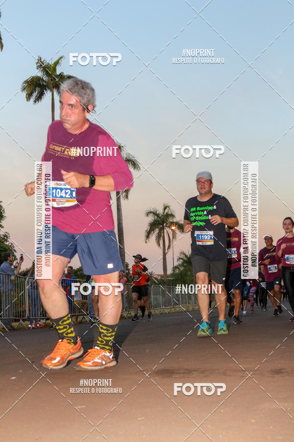 Buy your photos of the eventSunset Run 2019 on Fotop