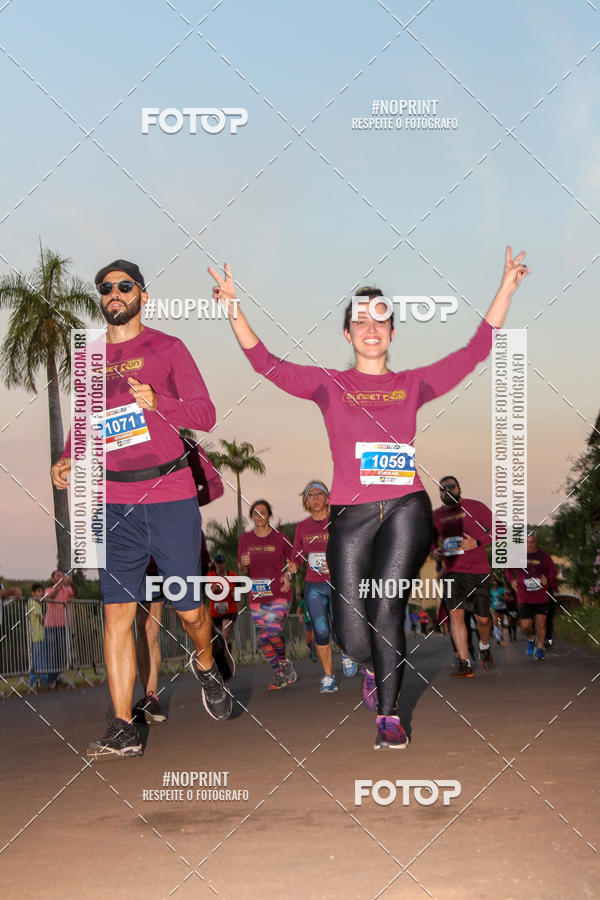 Buy your photos of the eventSunset Run 2019 on Fotop