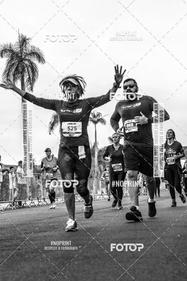 Buy your photos of the eventSunset Run 2019 on Fotop