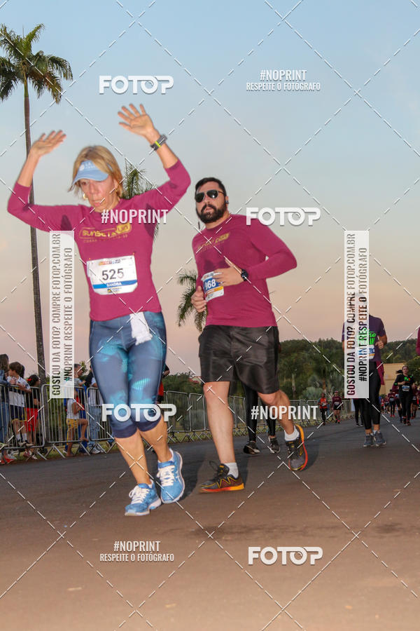 Buy your photos of the eventSunset Run 2019 on Fotop
