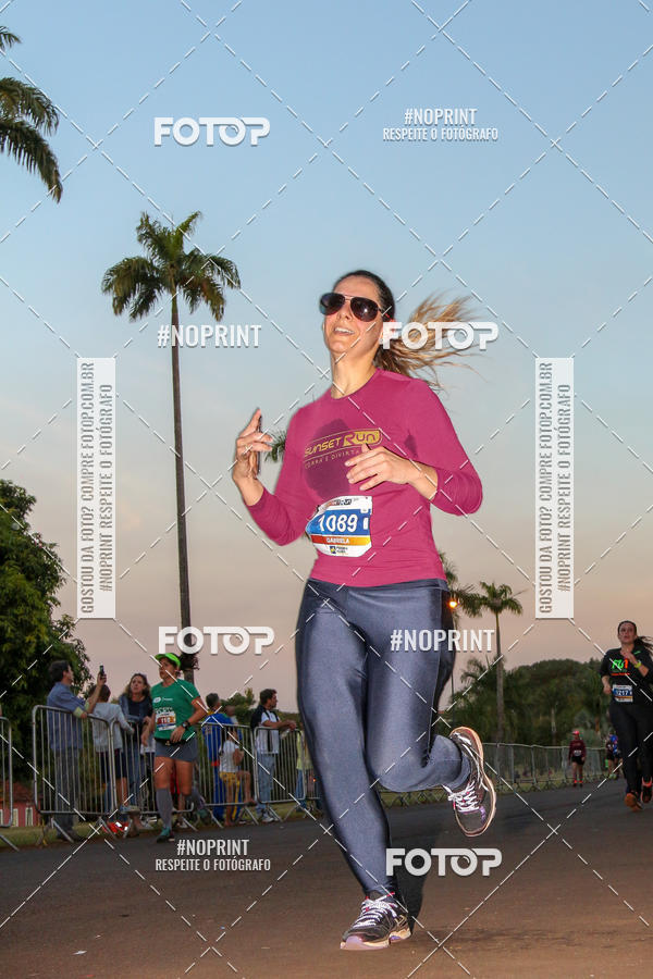 Buy your photos of the eventSunset Run 2019 on Fotop