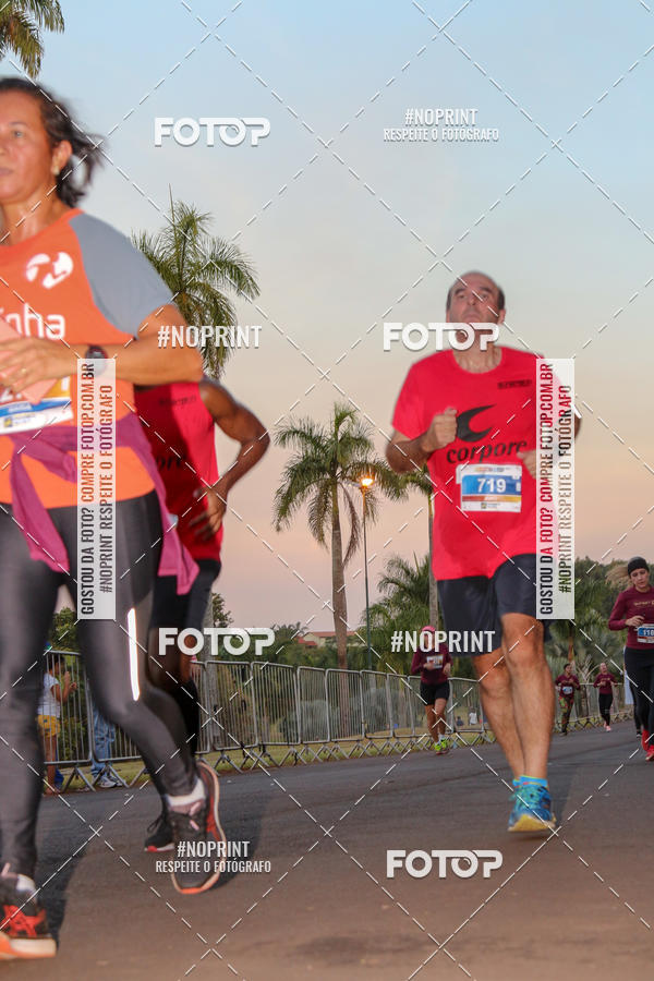Buy your photos of the eventSunset Run 2019 on Fotop