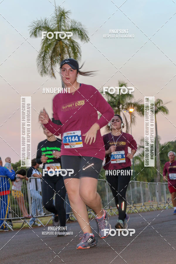 Buy your photos of the eventSunset Run 2019 on Fotop