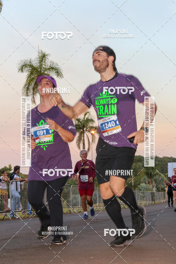 Buy your photos of the eventSunset Run 2019 on Fotop