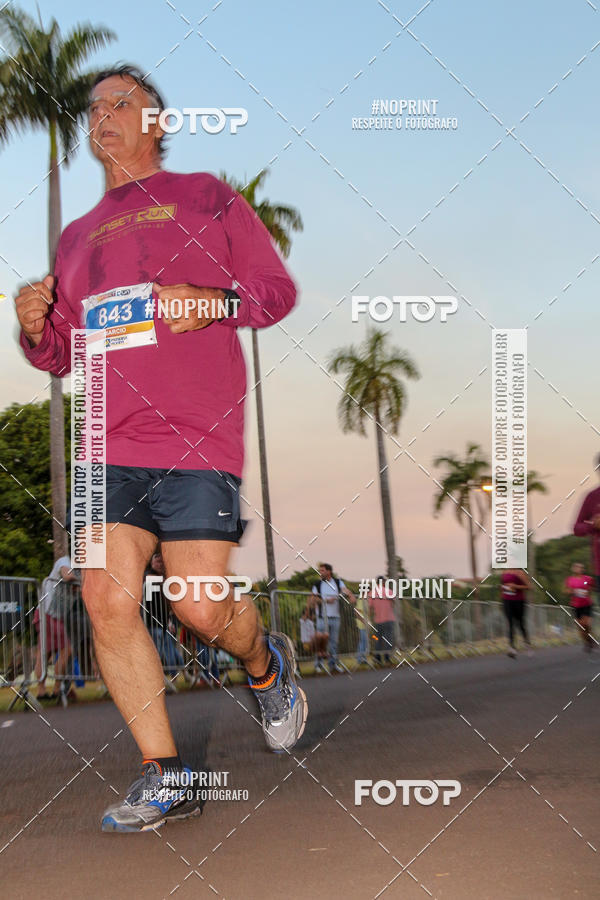 Buy your photos of the eventSunset Run 2019 on Fotop