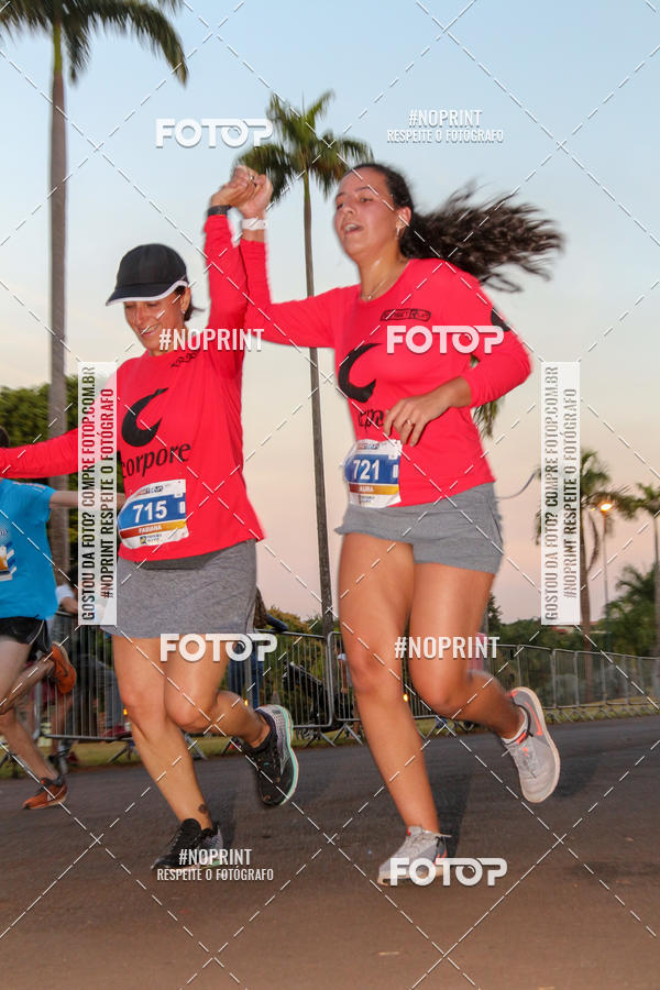 Buy your photos of the eventSunset Run 2019 on Fotop