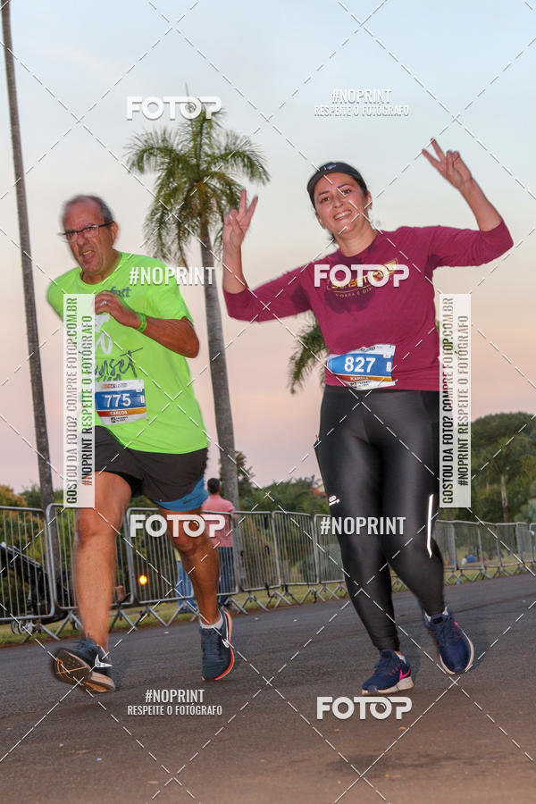 Buy your photos of the eventSunset Run 2019 on Fotop