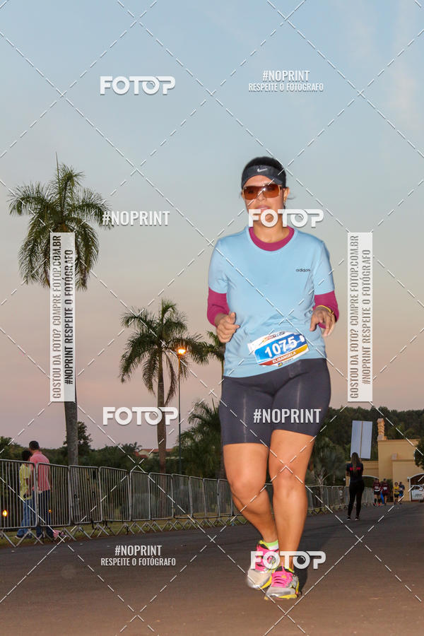 Buy your photos of the eventSunset Run 2019 on Fotop