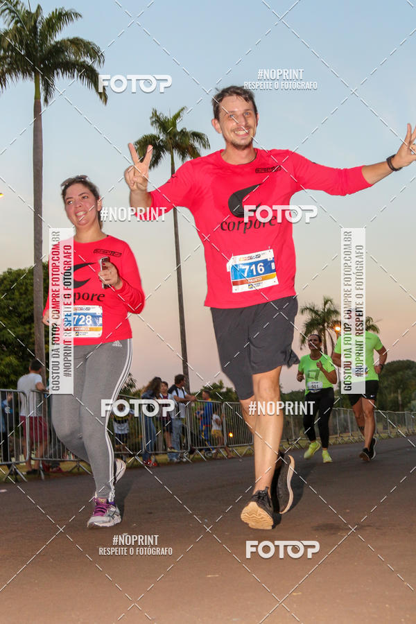 Buy your photos of the eventSunset Run 2019 on Fotop