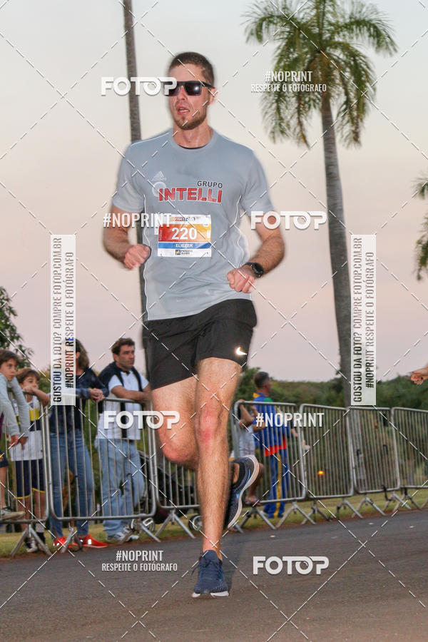 Buy your photos of the eventSunset Run 2019 on Fotop