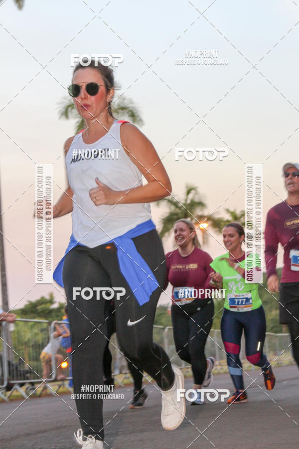 Buy your photos of the eventSunset Run 2019 on Fotop