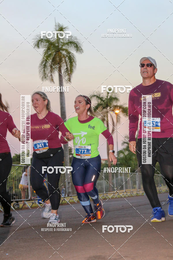 Buy your photos of the eventSunset Run 2019 on Fotop