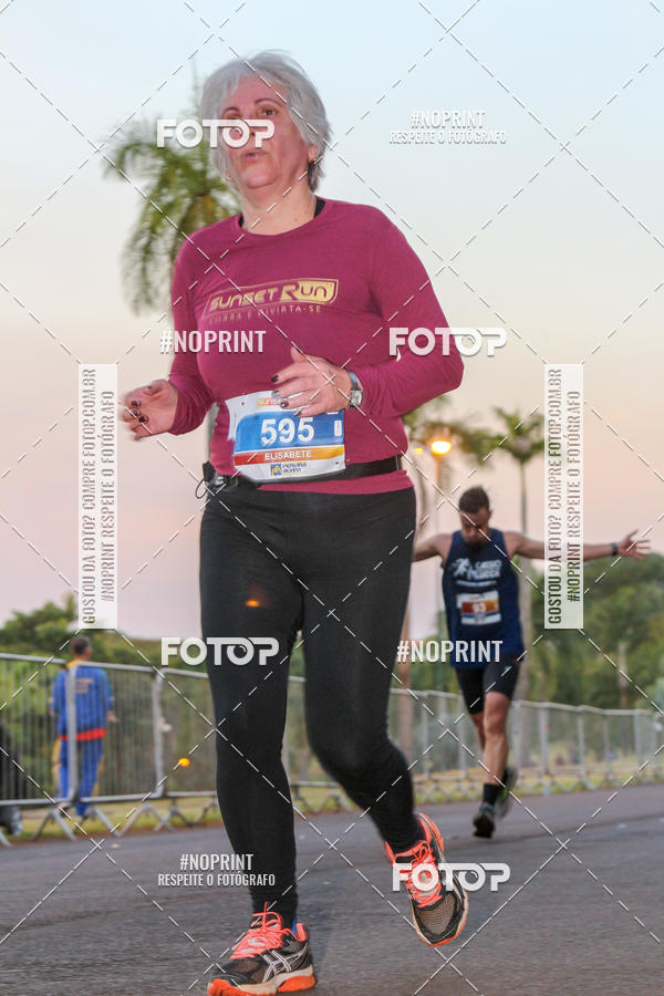 Buy your photos of the eventSunset Run 2019 on Fotop