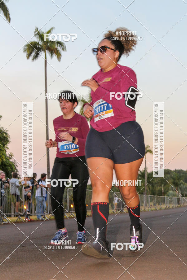 Buy your photos of the eventSunset Run 2019 on Fotop