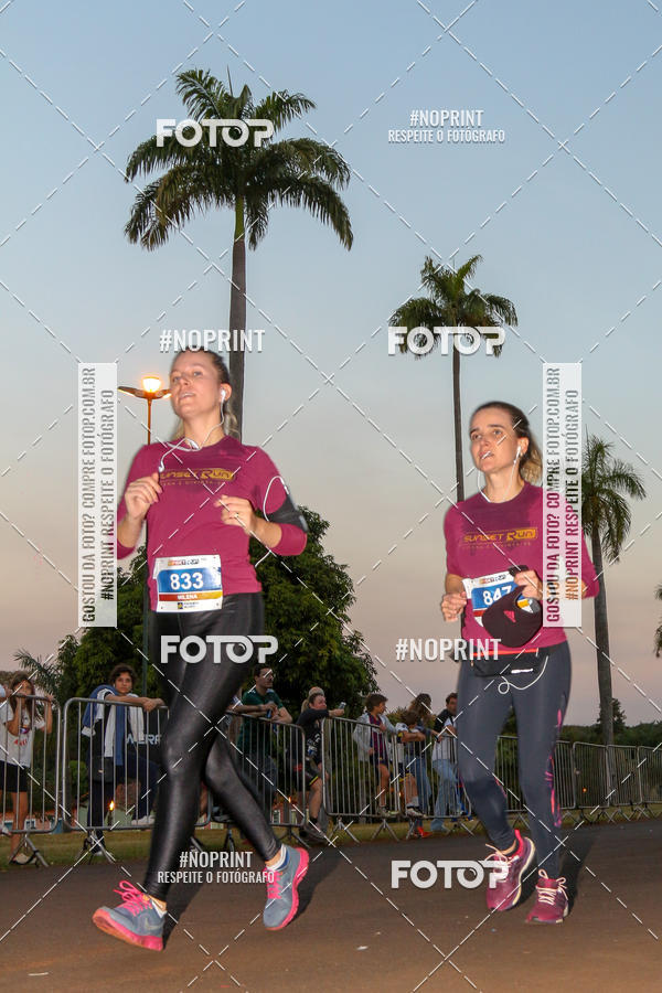 Buy your photos of the eventSunset Run 2019 on Fotop