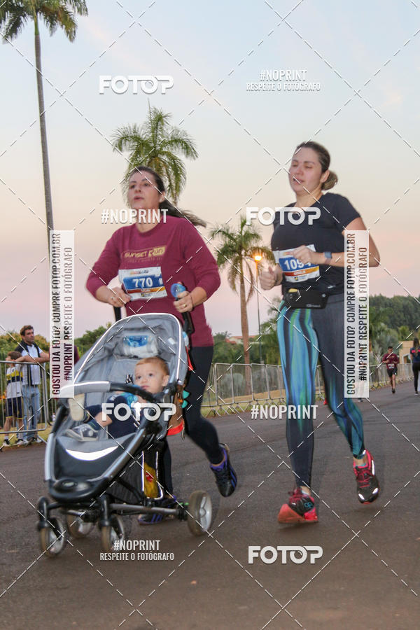 Buy your photos of the eventSunset Run 2019 on Fotop