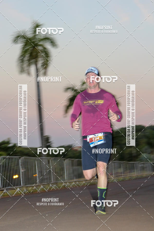 Buy your photos of the eventSunset Run 2019 on Fotop