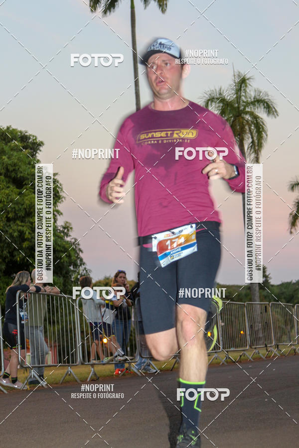 Buy your photos of the eventSunset Run 2019 on Fotop