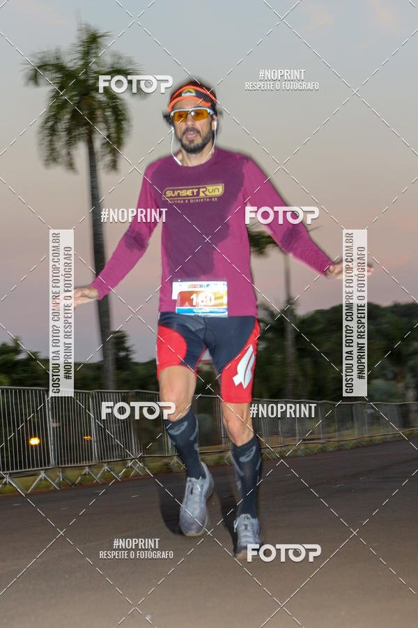 Buy your photos of the eventSunset Run 2019 on Fotop