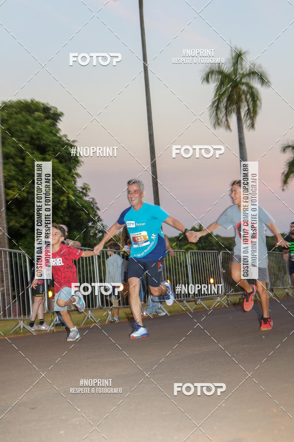 Buy your photos of the eventSunset Run 2019 on Fotop