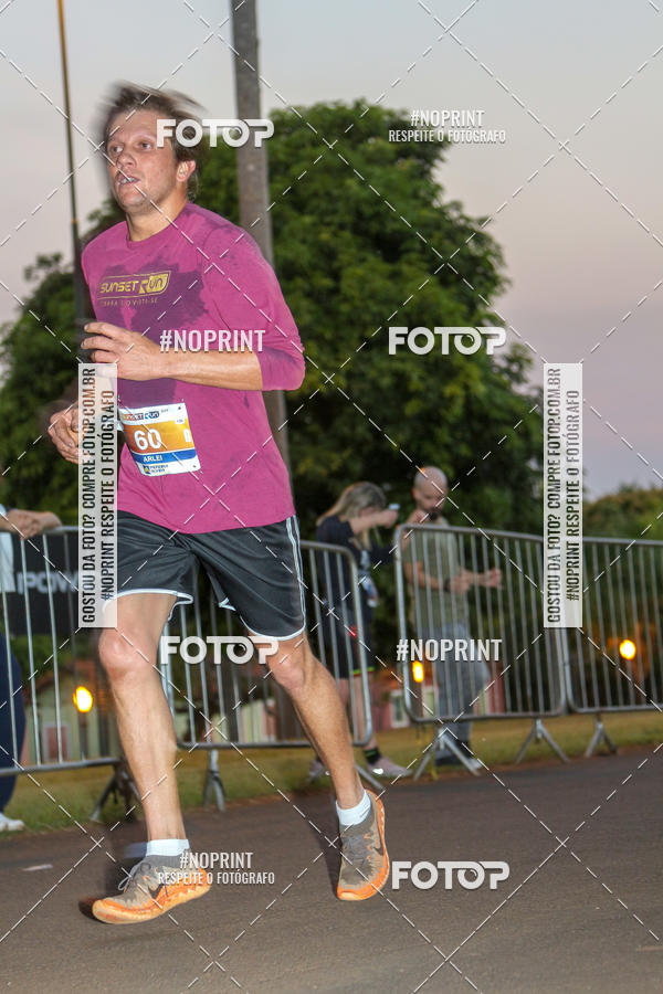 Buy your photos of the eventSunset Run 2019 on Fotop