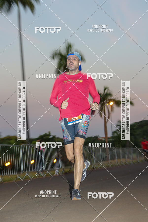 Buy your photos of the eventSunset Run 2019 on Fotop
