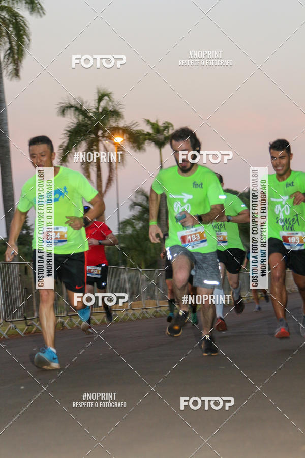 Buy your photos of the eventSunset Run 2019 on Fotop