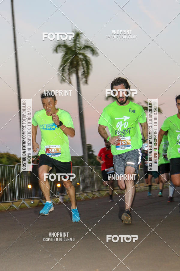 Buy your photos of the eventSunset Run 2019 on Fotop