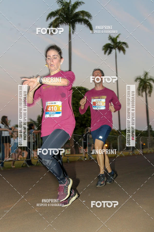 Buy your photos of the eventSunset Run 2019 on Fotop