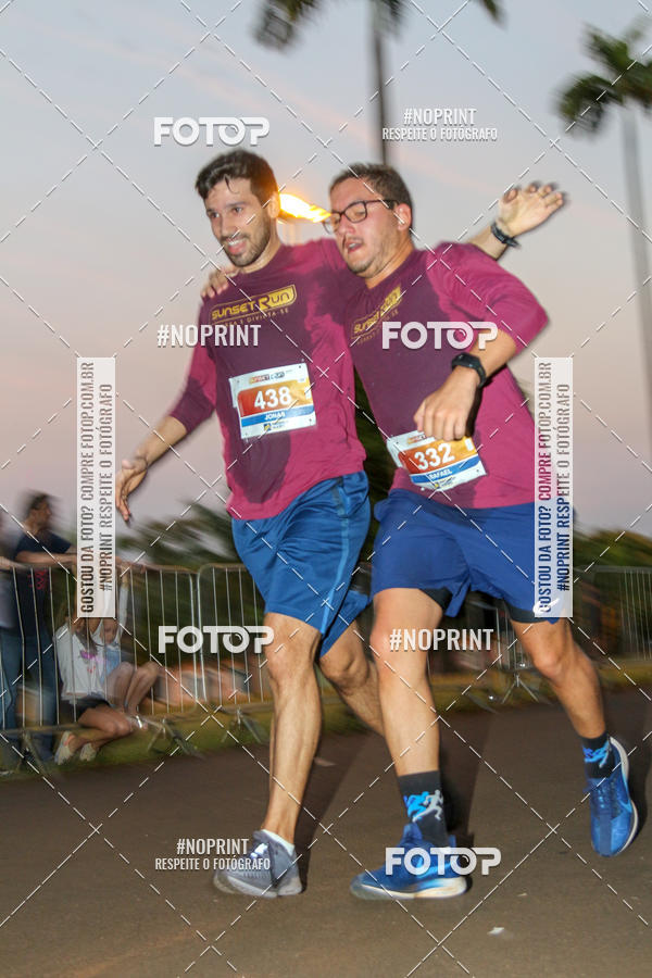 Buy your photos of the eventSunset Run 2019 on Fotop