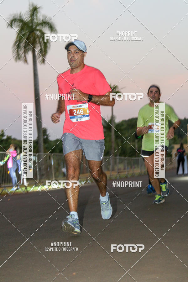 Buy your photos of the eventSunset Run 2019 on Fotop