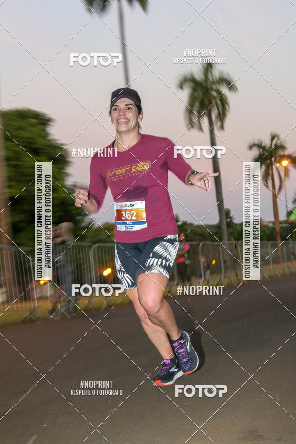 Buy your photos of the eventSunset Run 2019 on Fotop