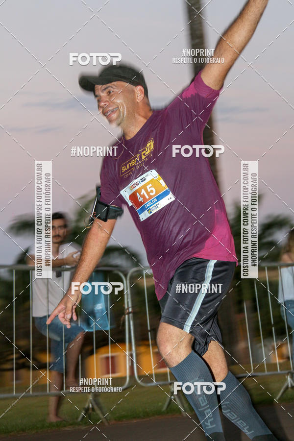 Buy your photos of the eventSunset Run 2019 on Fotop