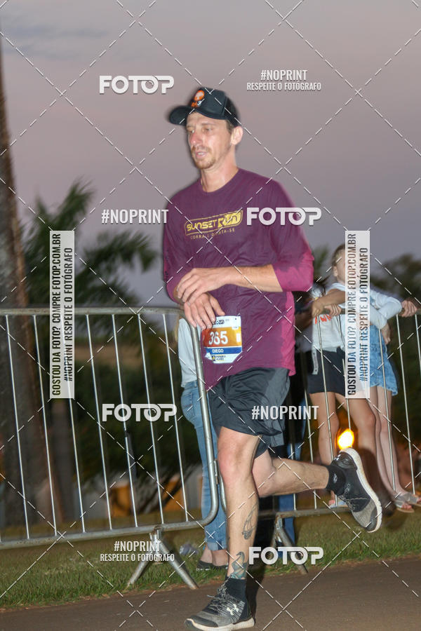 Buy your photos of the eventSunset Run 2019 on Fotop