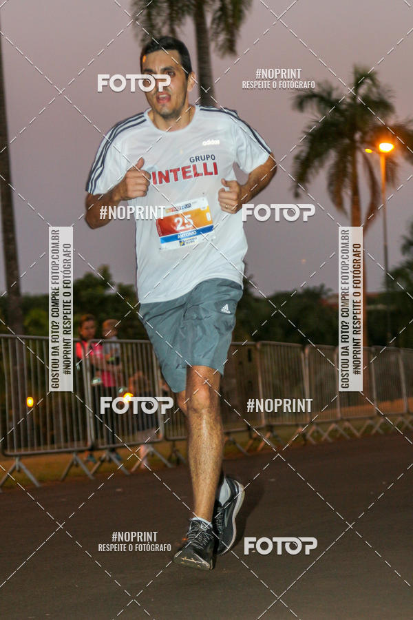 Buy your photos of the eventSunset Run 2019 on Fotop