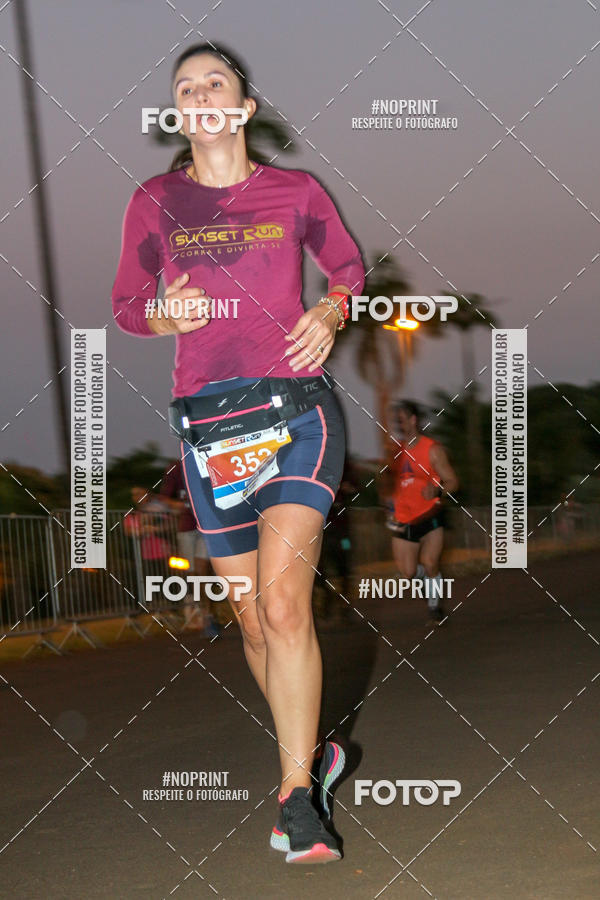 Buy your photos of the eventSunset Run 2019 on Fotop