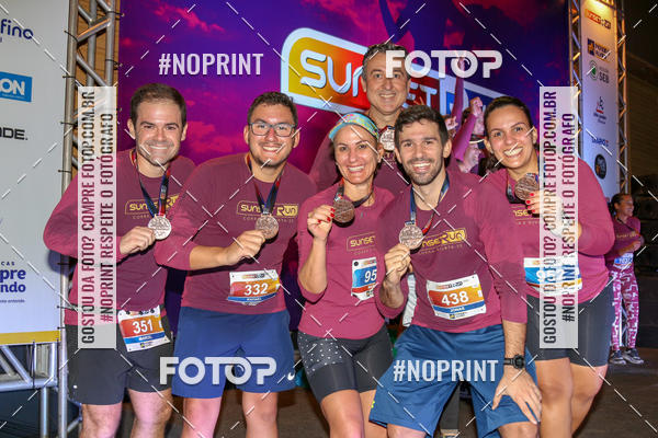 Buy your photos of the eventSunset Run 2019 on Fotop
