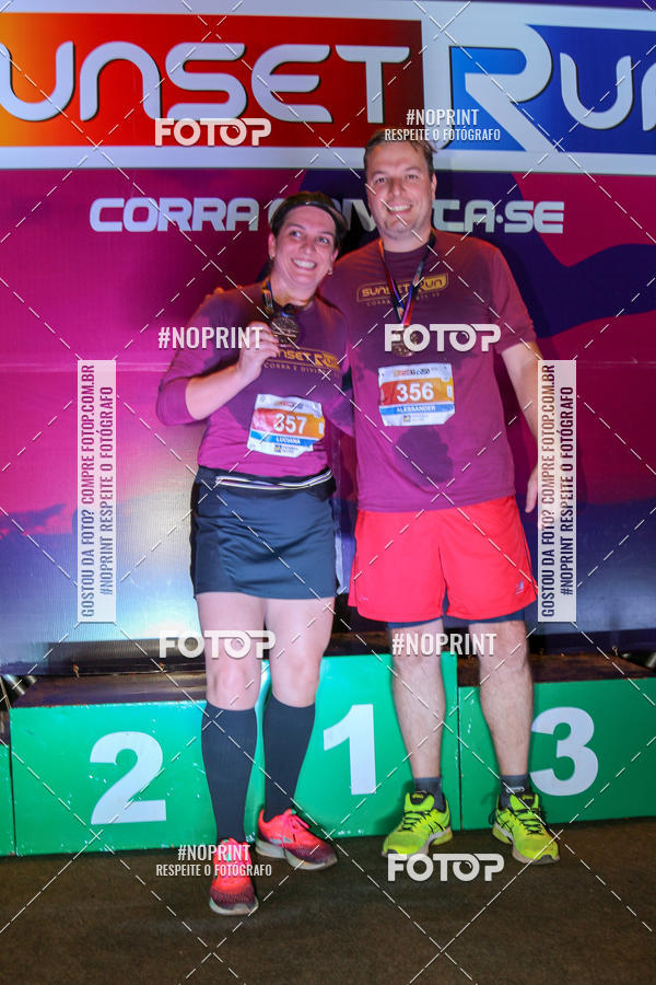 Buy your photos of the eventSunset Run 2019 on Fotop