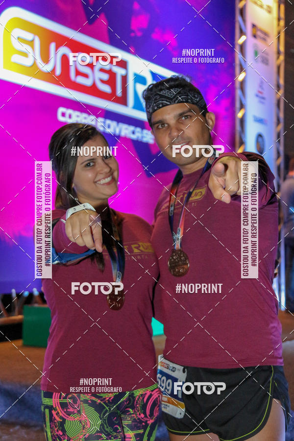 Buy your photos of the eventSunset Run 2019 on Fotop