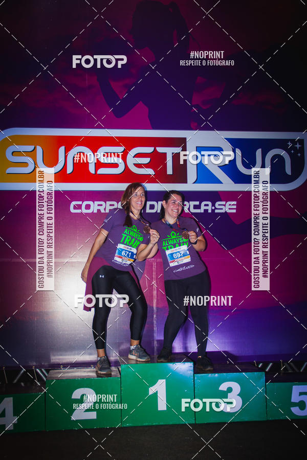 Buy your photos of the eventSunset Run 2019 on Fotop
