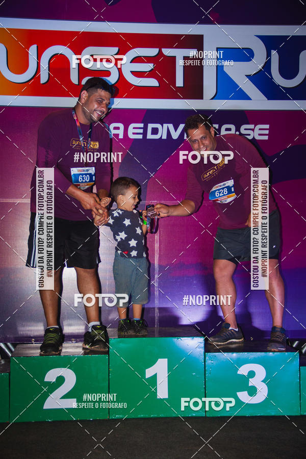 Buy your photos of the eventSunset Run 2019 on Fotop
