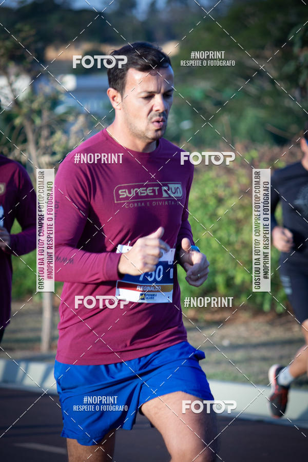 Buy your photos of the eventSunset Run 2019 on Fotop