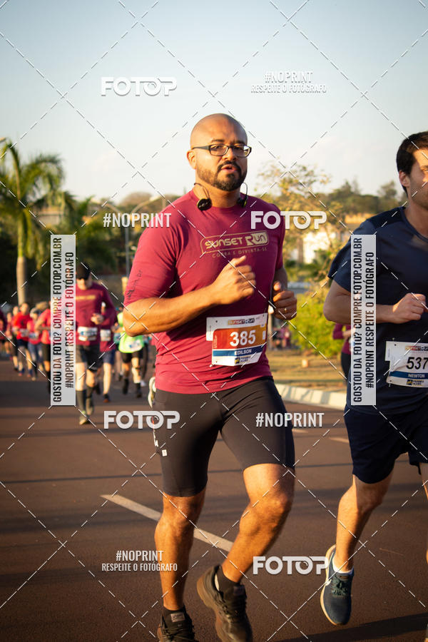 Buy your photos of the eventSunset Run 2019 on Fotop