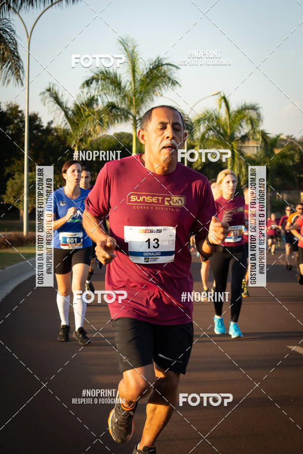 Buy your photos of the eventSunset Run 2019 on Fotop