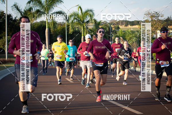 Buy your photos of the eventSunset Run 2019 on Fotop
