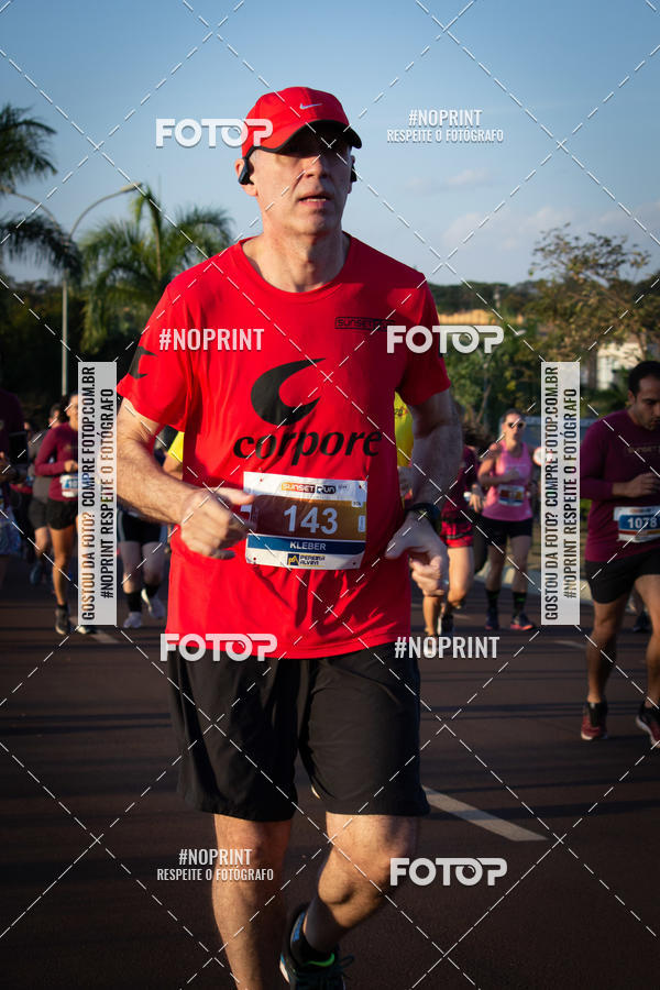 Buy your photos of the eventSunset Run 2019 on Fotop